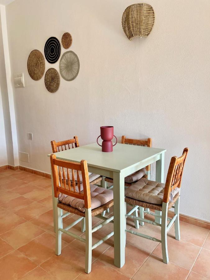 Apartamentos Carabela Playa Migjorn Bagian luar foto